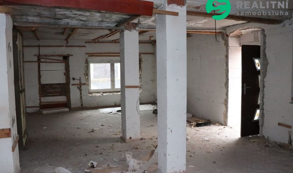 Prodej domu 700 m² s pozemkem 1 262 m², Vejprty – náhled fotky 8