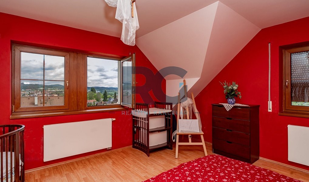 Prodej domu 226 m² s pozemkem 1 089 m², Písek – náhled fotky 17