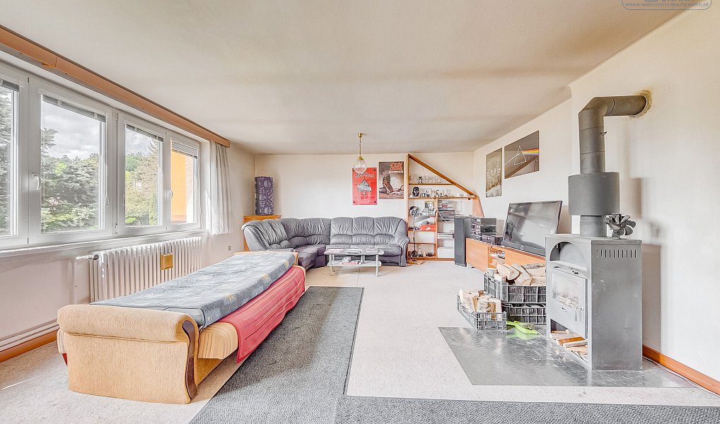 Prodej domu 246 m² s pozemkem 990 m², Sedlčany – náhled fotky 23