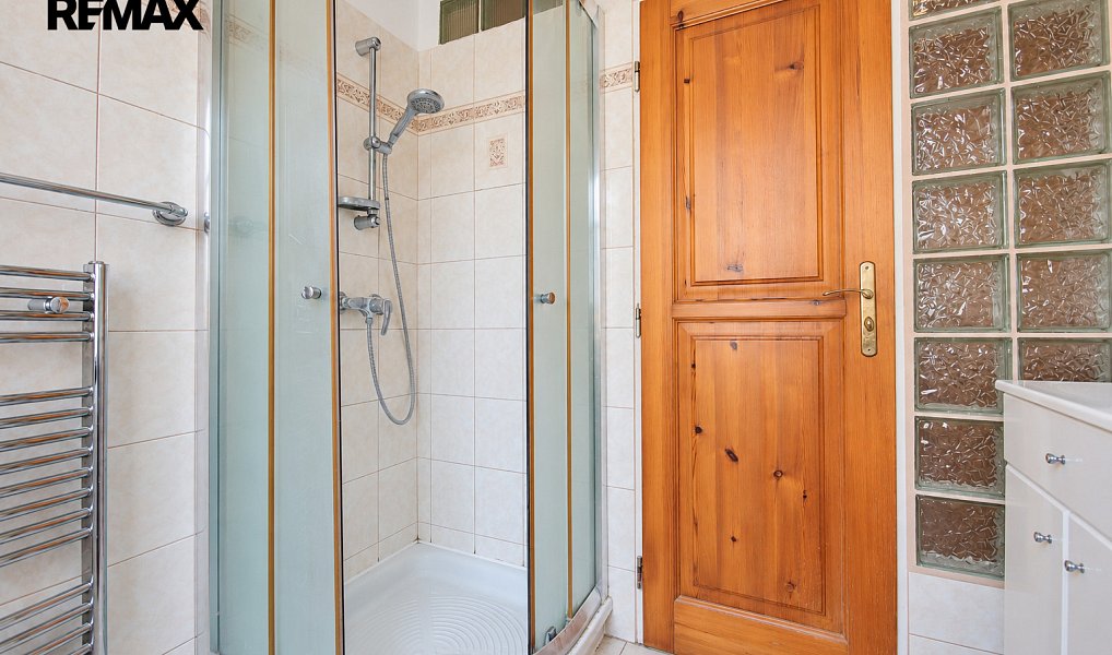 Prodej domu 200 m² s pozemkem 910 m², Kájov – náhled fotky 49