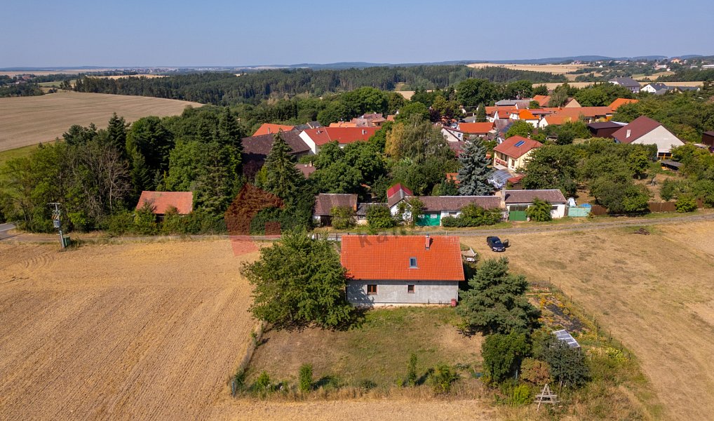 Prodej domu 159 m² s pozemkem 994 m², Šípy – náhled fotky 28