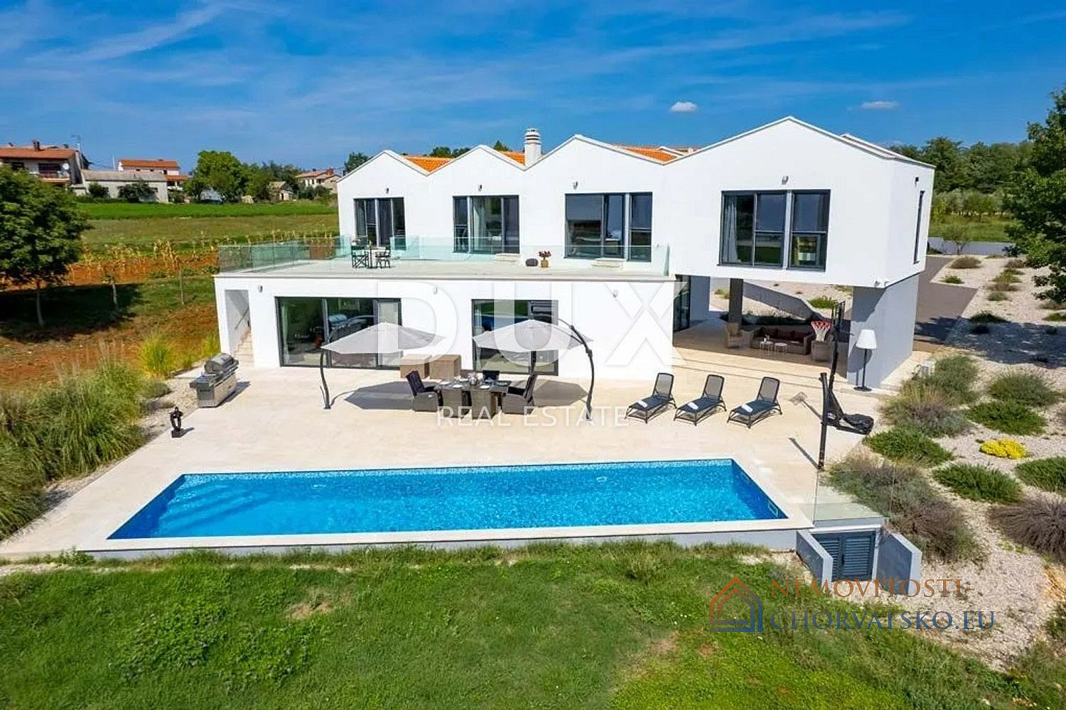 Prodej domu 454 m² s pozemkem 6 271 m² - Ansicht 3