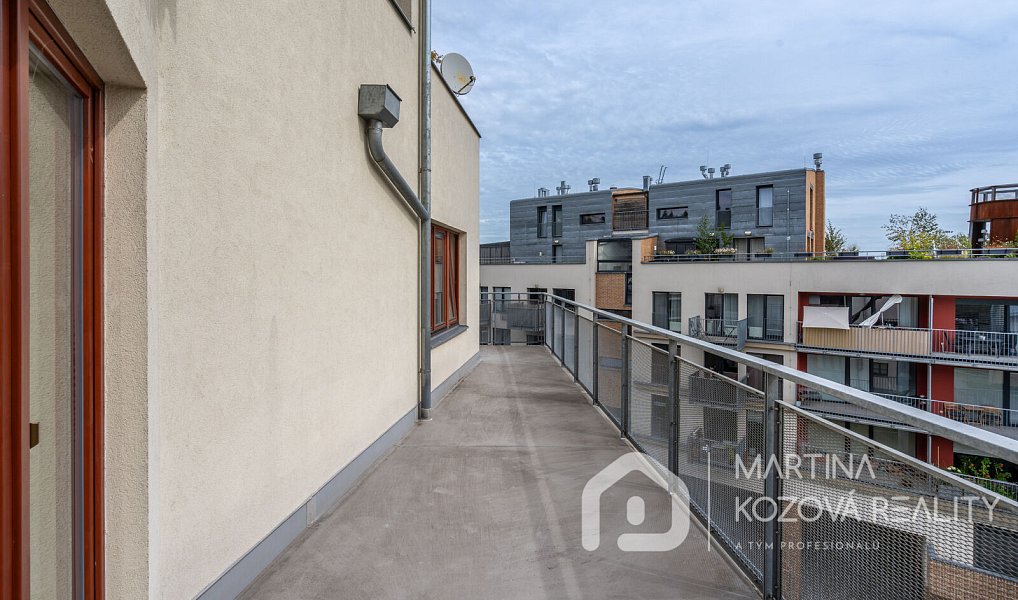 Prodej bytu 4+1 139 m², Praha – náhled fotky 33