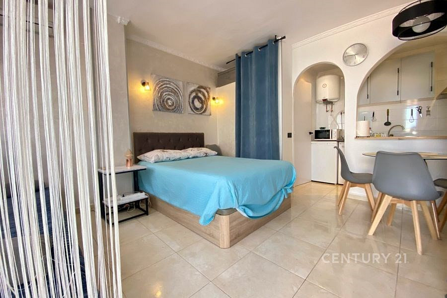 Prodej bytu 1+kk 29 m², Torrevieja