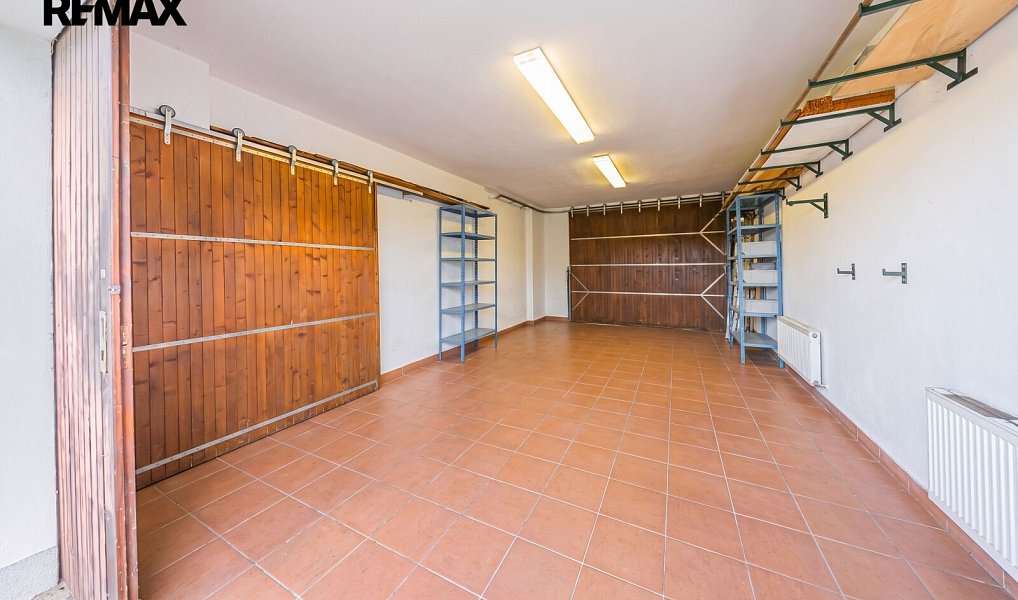 Prodej domu 271 m² s pozemkem 3 206 m², Hrachoviště – náhled fotky 37