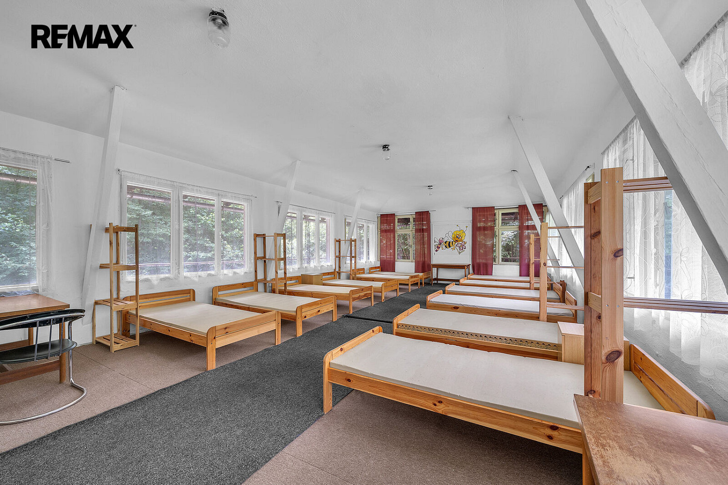 Pronájem ubytovacího objektu 900 m² – fotografie 5