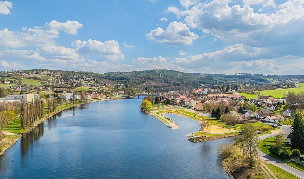 Prodej domu 363 m² s pozemkem 1 345 m², Kamýk nad Vltavou – náhled fotky 31