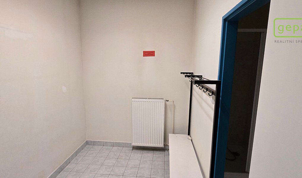 Pronájem komerčního objektu (jiného typu) 450 m², Český Krumlov – náhled fotky 17