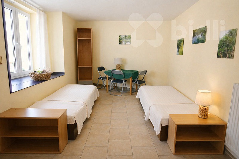 Prodej domu 270 m² s pozemkem 680 m² — photo 2