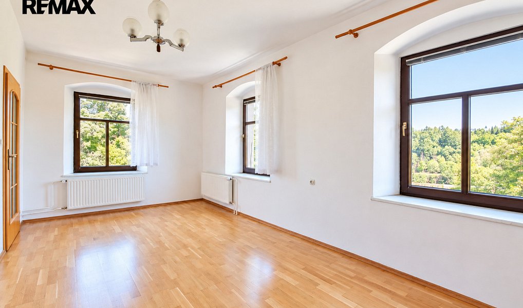 Prodej domu 200 m² s pozemkem 910 m², Kájov – náhled fotky 30