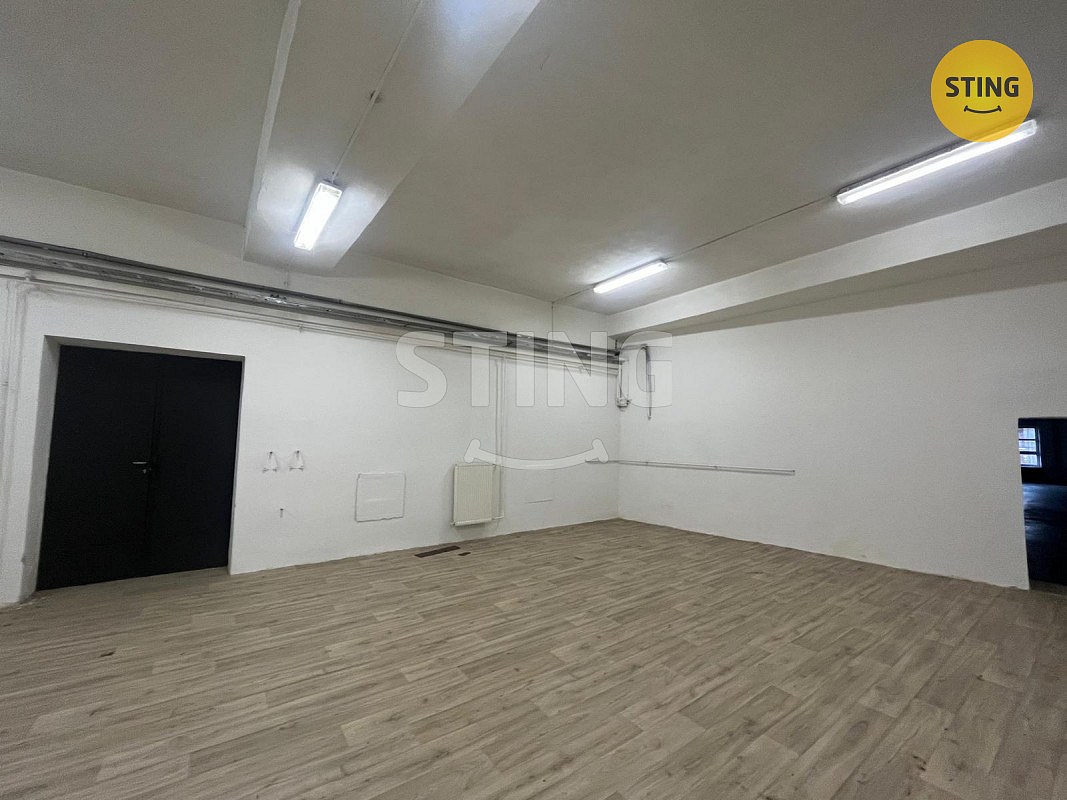 Pronájem skladovacích prostor 80 m² – fotografie 3