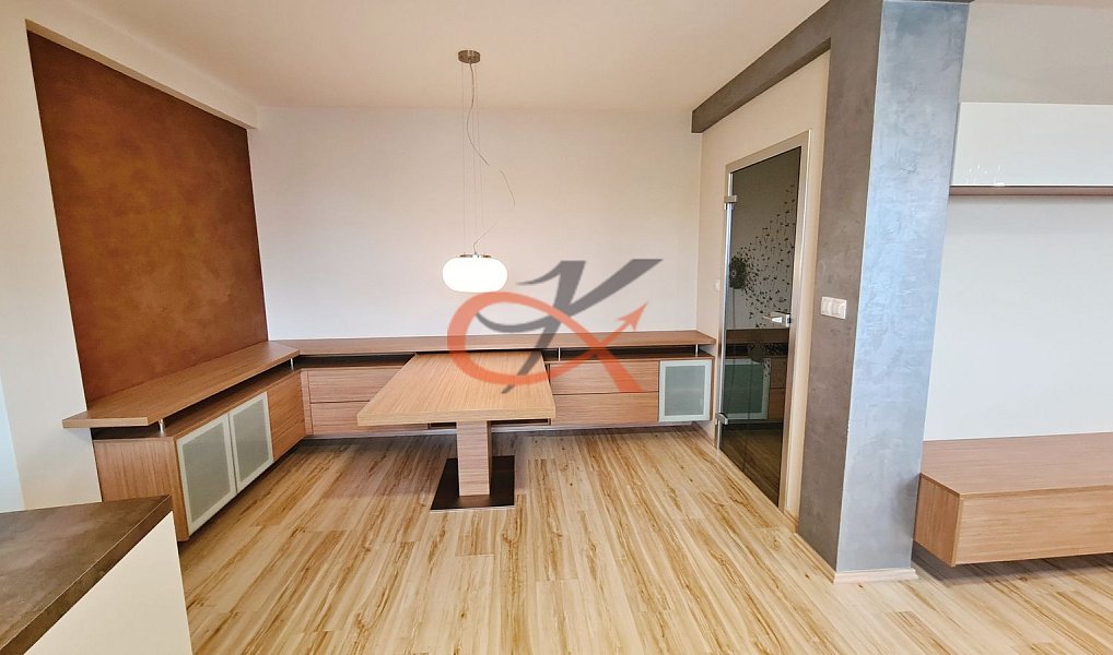 Pronájem bytu 2+1 74 m², Rožnov pod Radhoštěm – náhled fotky 5