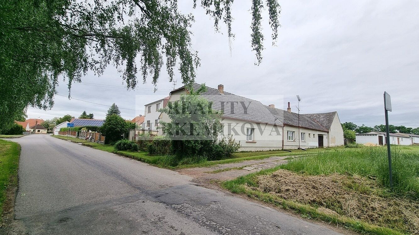 Prodej domu 567 m² s pozemkem 1 333 m² – fotografie 2