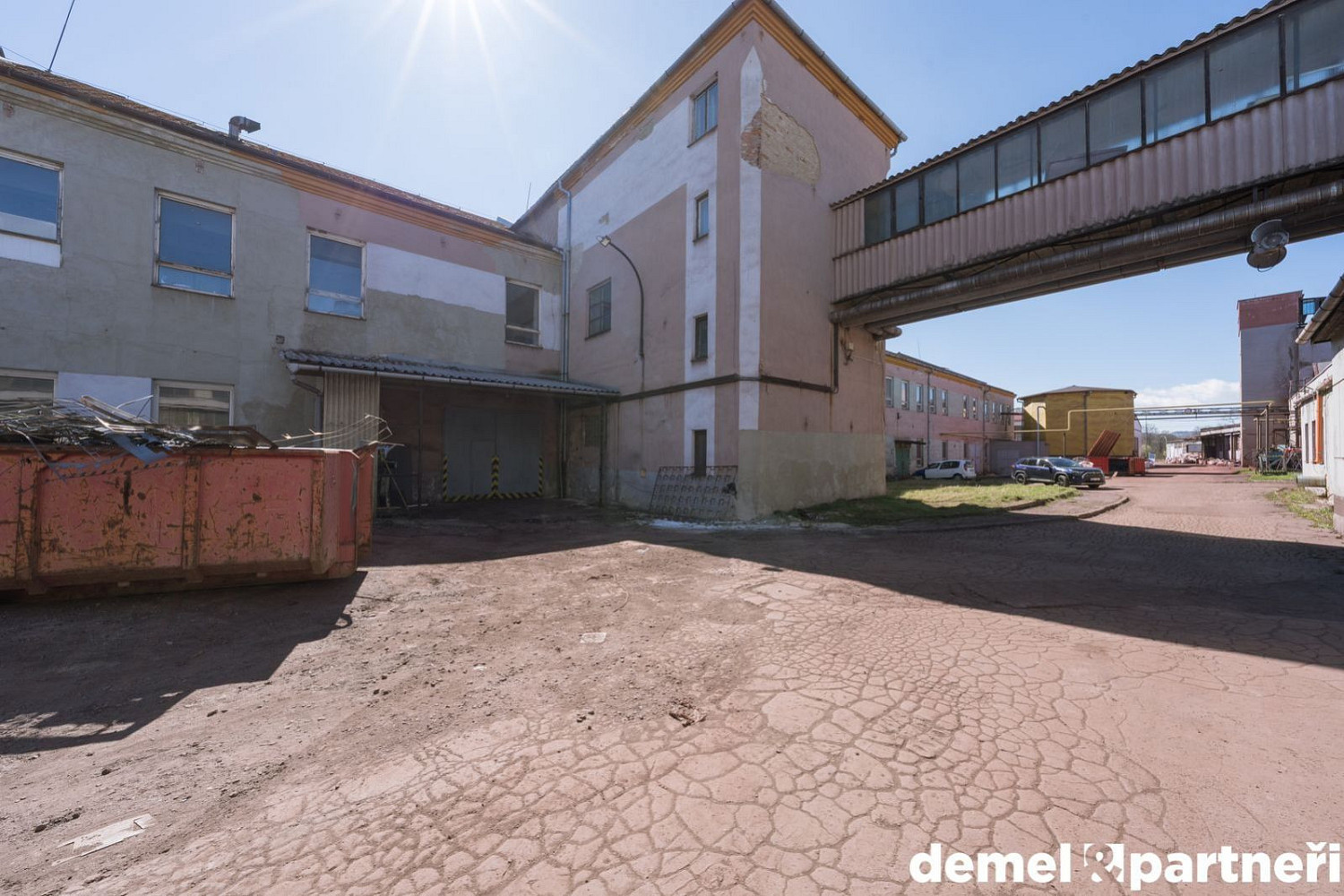 Prodej výrobních prostor 6 500 m² — photo 3