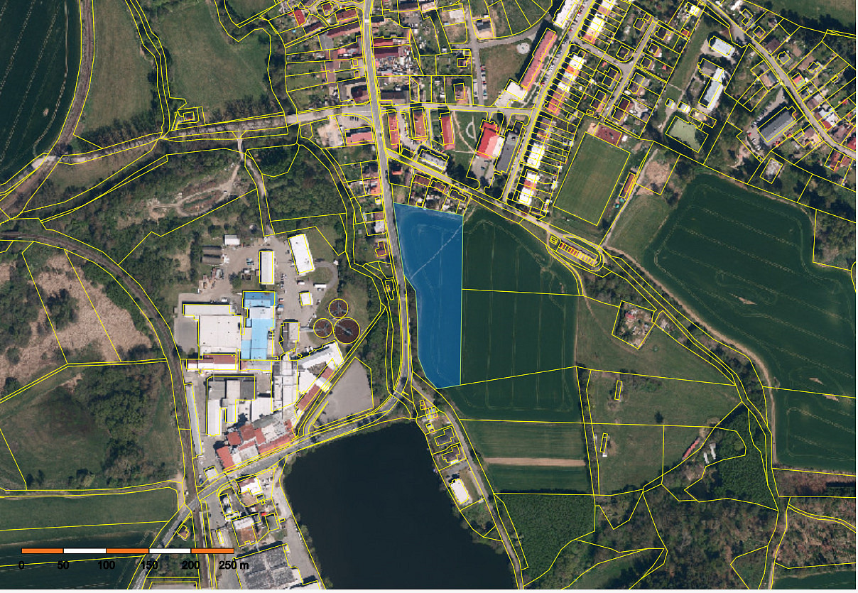 Prodej stavebního pozemku 12 385 m²