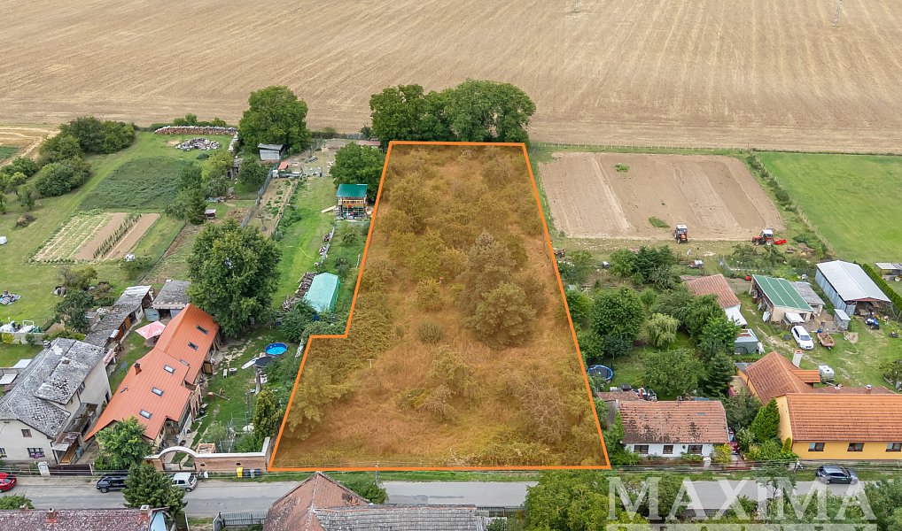 Prodej stavebního pozemku 3 823 m², Dolní Beřkovice – náhled fotky 3