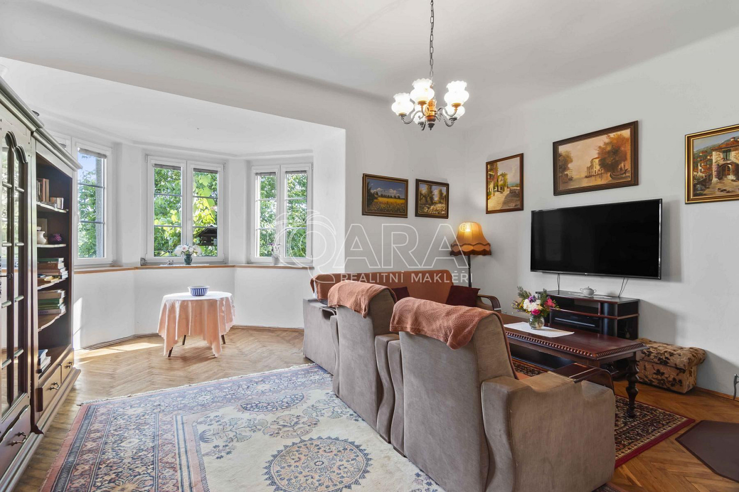 Prodej domu 244 m² s pozemkem 1 821 m² – fotografie 5