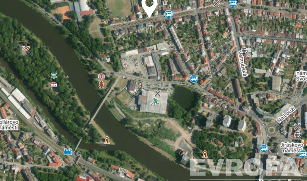 Prodej domu 200 m² s pozemkem 375 m², Kolín – náhled fotky 9