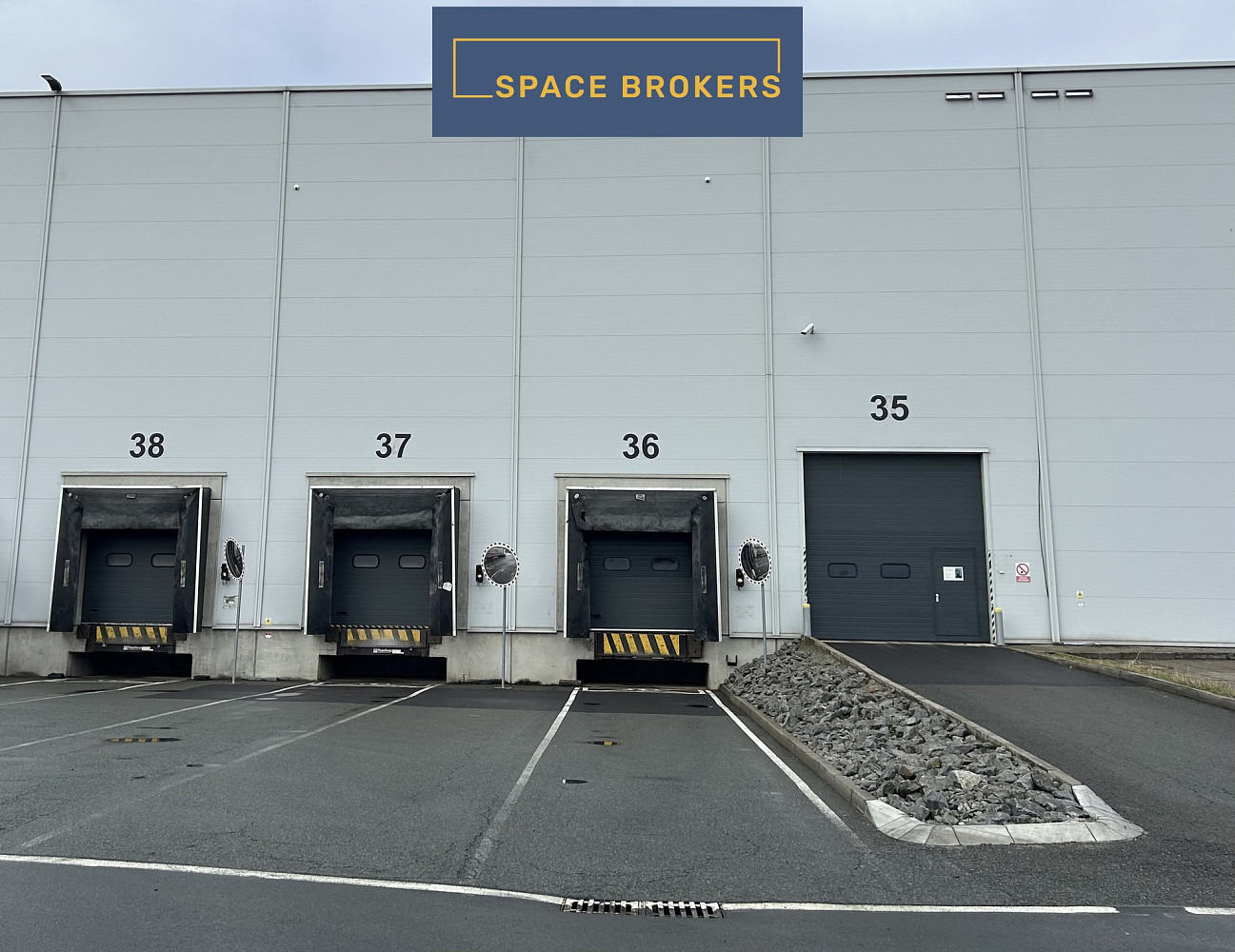 Pronájem skladovacích prostor 3 000 m² — photo 3
