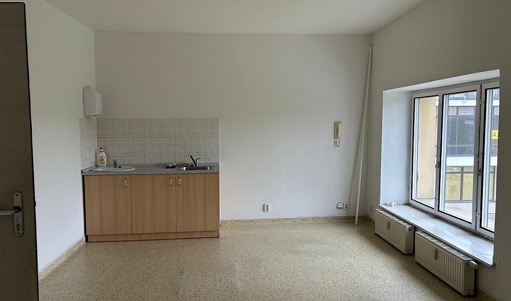 Pronájem komerčního objektu (jiného typu) 25 m², Valašské Meziříčí – náhled fotky 3