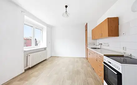 Prodej bytu 2+1 48 m², Úslavská, Plzeň - Východní Předměstí