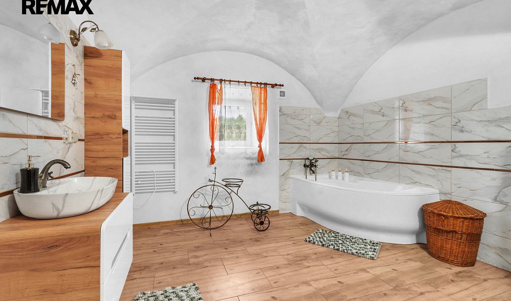 Prodej domu 237 m² s pozemkem 6 869 m², Šonov – náhled fotky 6