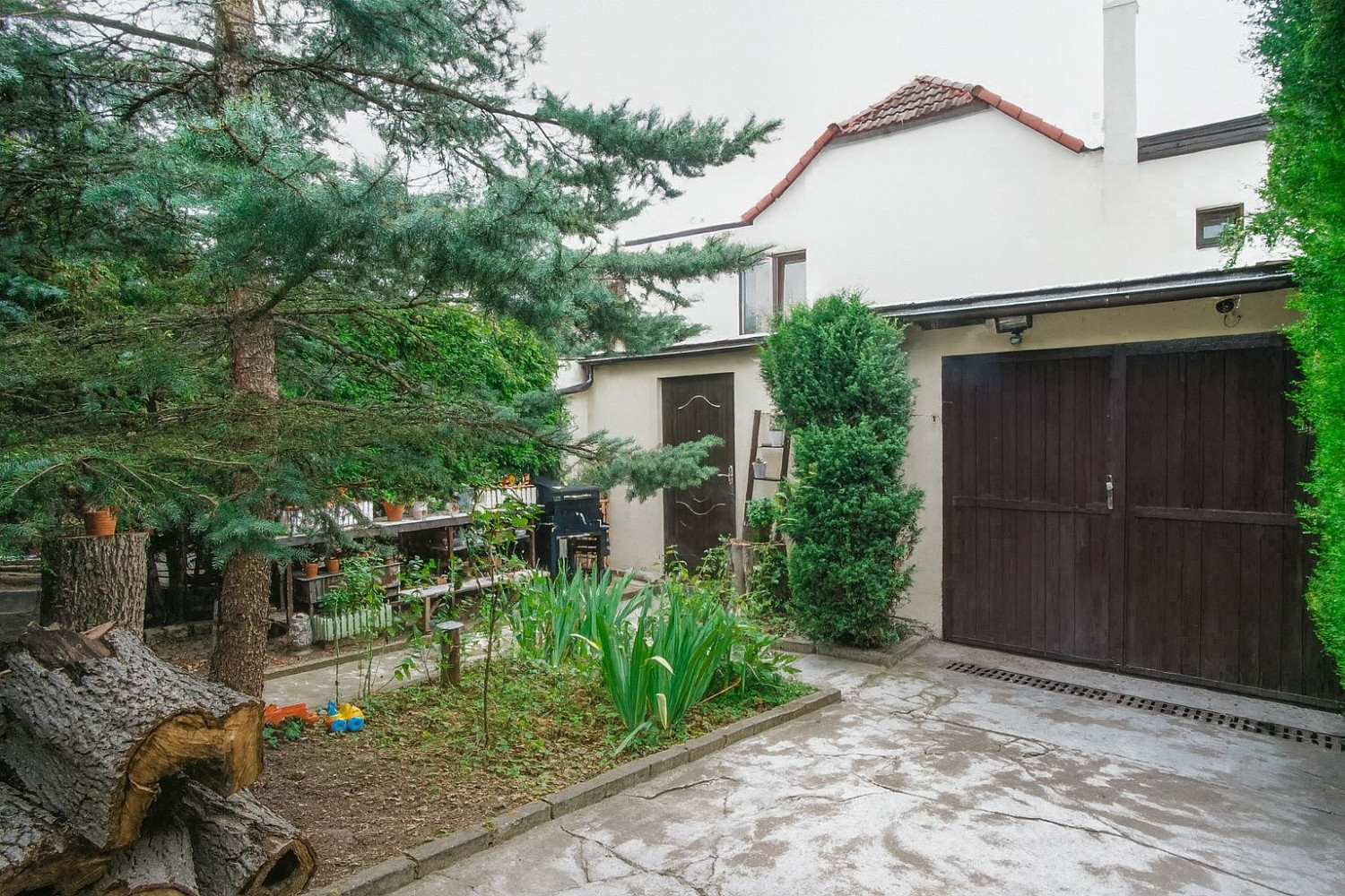 Prodej domu 277 m² s pozemkem 411 m² – fotografie 4
