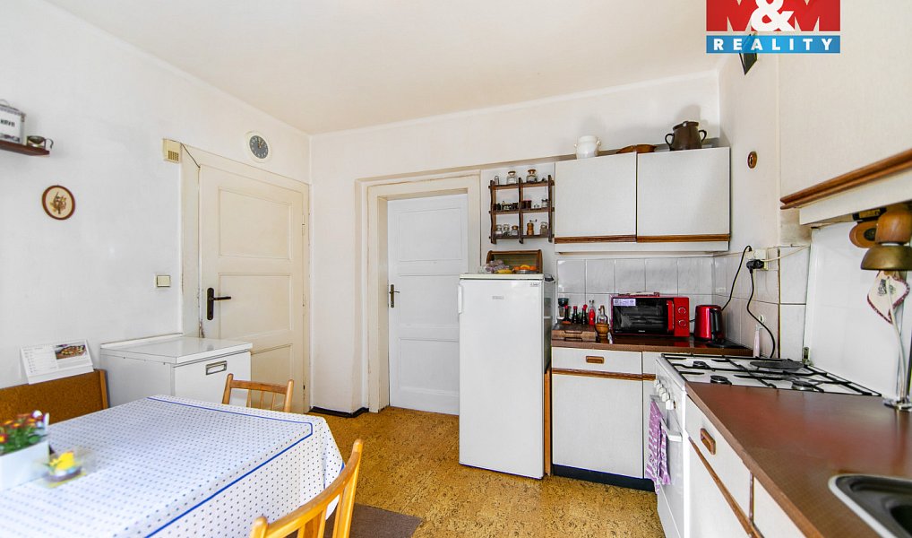 Prodej domu 130 m² s pozemkem 164 m², Cheb – náhled fotky 3