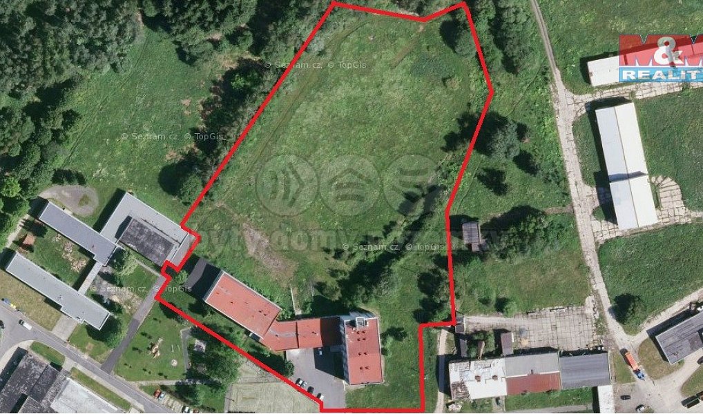 Prodej výrobních prostor 1 873 m², Rovná – náhled fotky 4