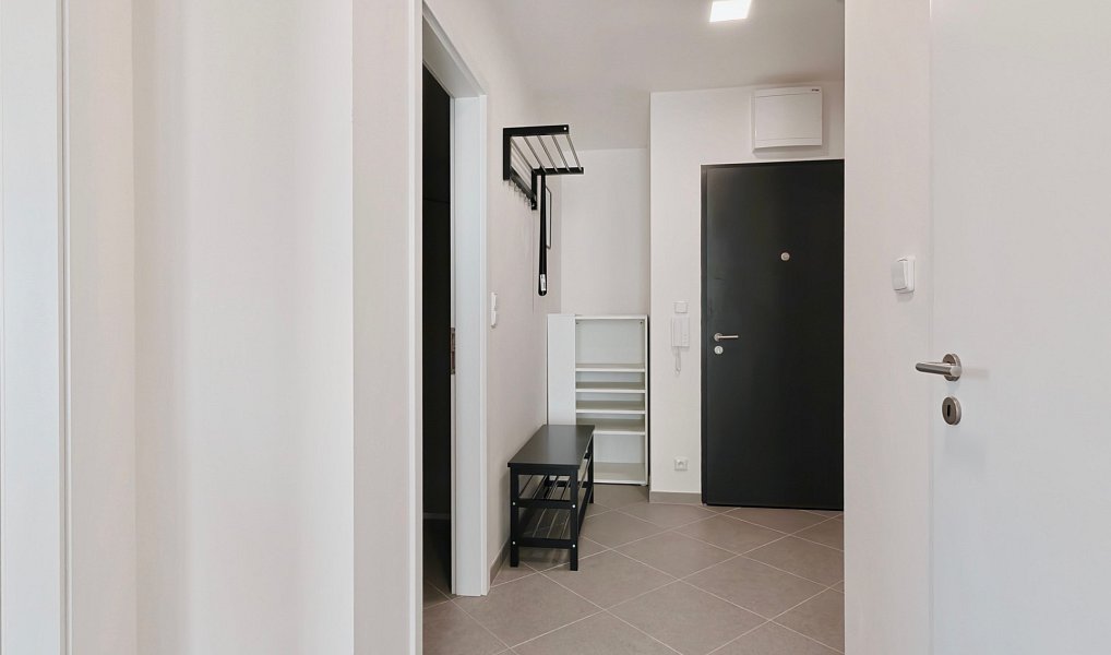 Pronájem bytu 2+kk 58 m², Praha – náhled fotky 17