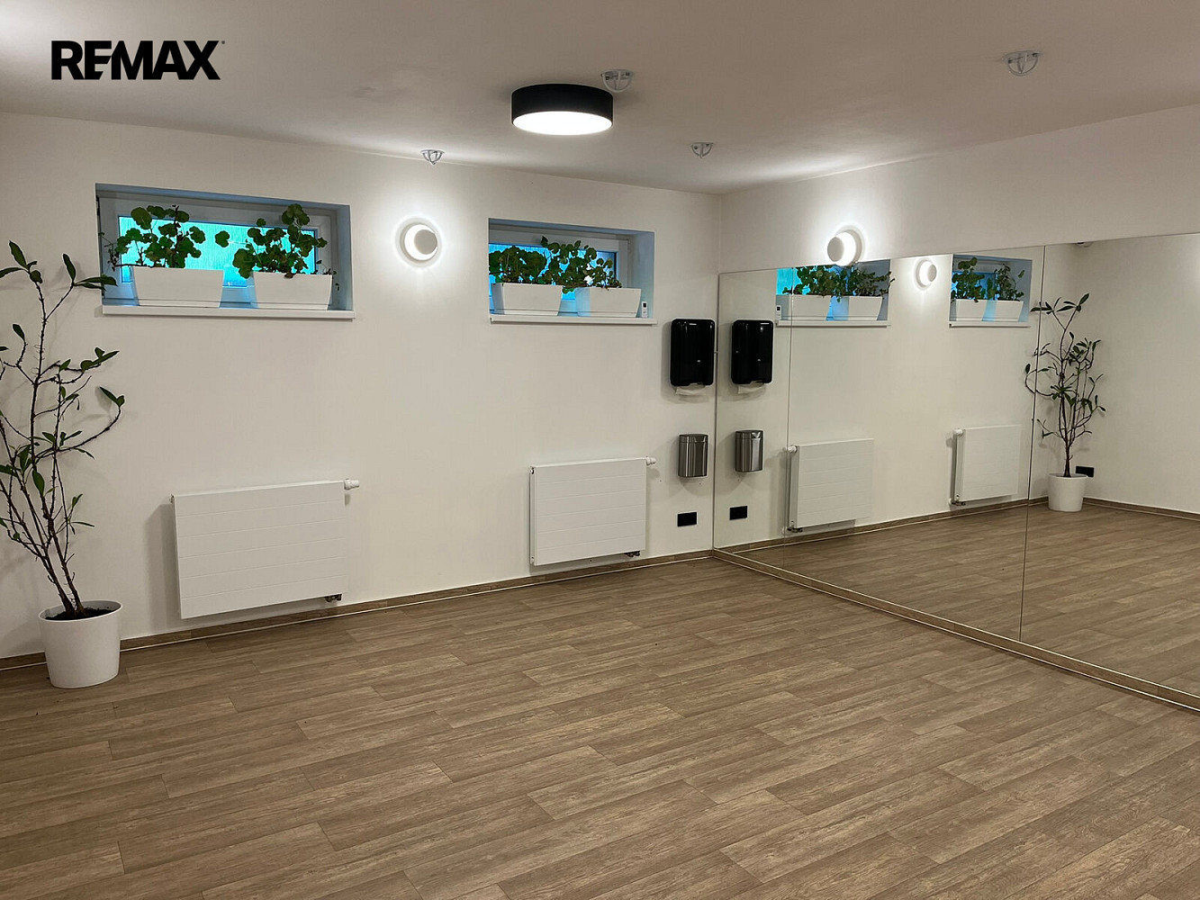 Pronájem obchodních prostor 192 m² – fotografie 5