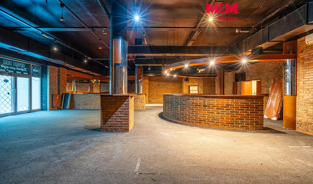 Prodej obchodních prostor 324 m², Praha – fotka 1 z 20