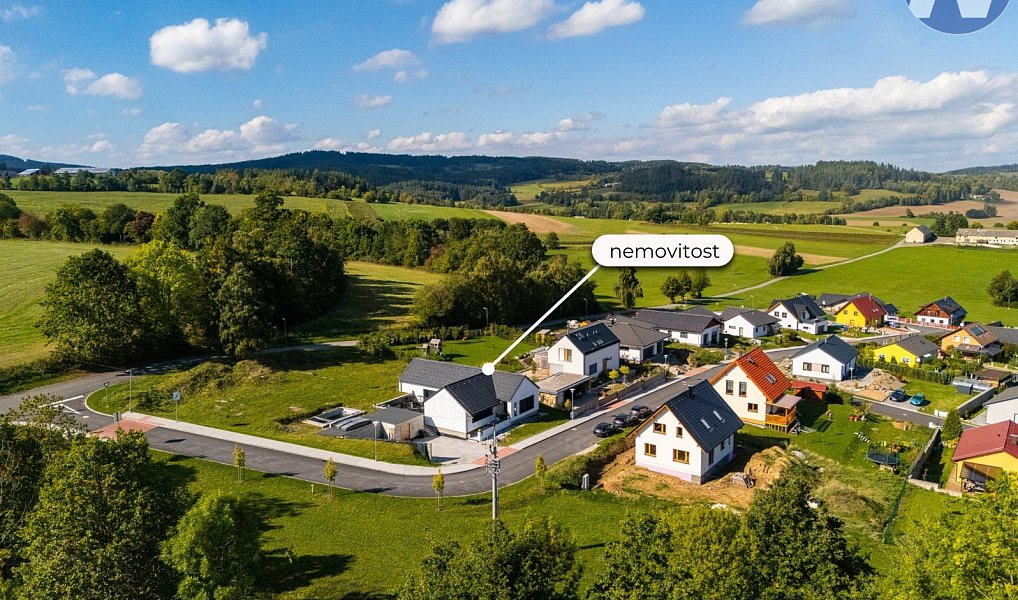 Prodej domu 134 m² s pozemkem 1 546 m², Vacov – náhled fotky 2