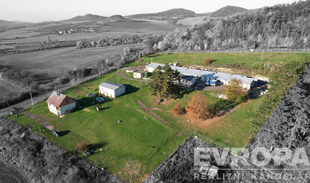 Prodej výrobních prostor 1 700 m², Libčeves – fotka 1 z 22