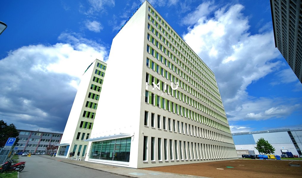 Pronájem kanceláře 82 m², Brno – fotka 1 z 17