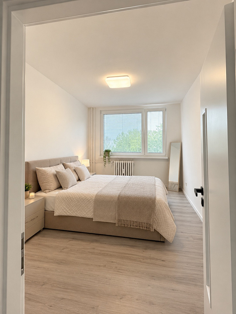 Pronájem bytu 2+kk 45 m² – fotografie 5