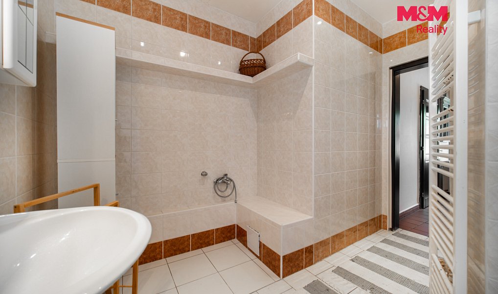 Prodej domu 223 m² s pozemkem 5 844 m², Javornice – náhled fotky 17