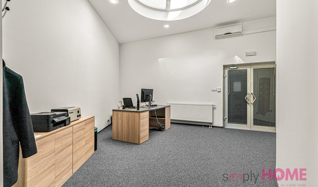 Prodej obchodních prostor 212 m², Praha – náhled fotky 4