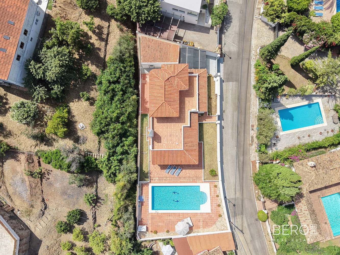 Prodej domu 261 m² s pozemkem 650 m² — photo 2