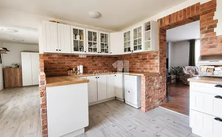 Prodej domu 206 m² s pozemkem 750 m², Křičeň, okres Pardubice
