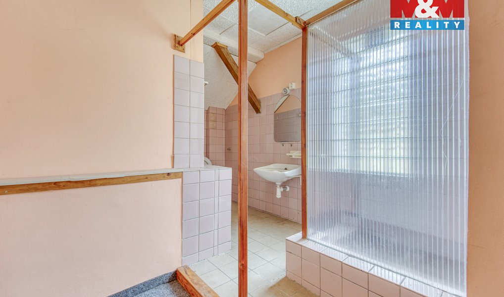 Prodej domu 800 m² s pozemkem 662 m², Oloví – náhled fotky 22