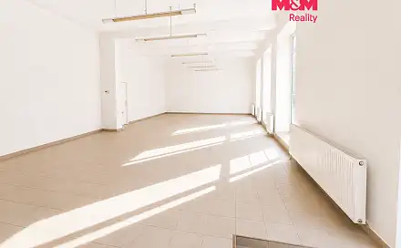 Pronájem obchodních prostor 145 m², Vršovců, Chomutov