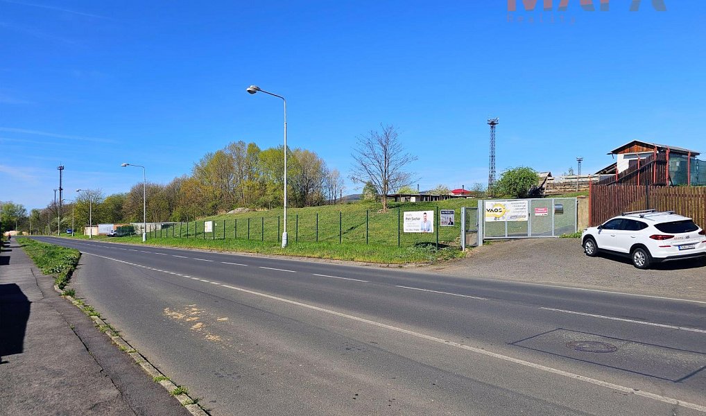 Prodej stavebního pozemku 8 328 m², Chomutov – náhled fotky 18