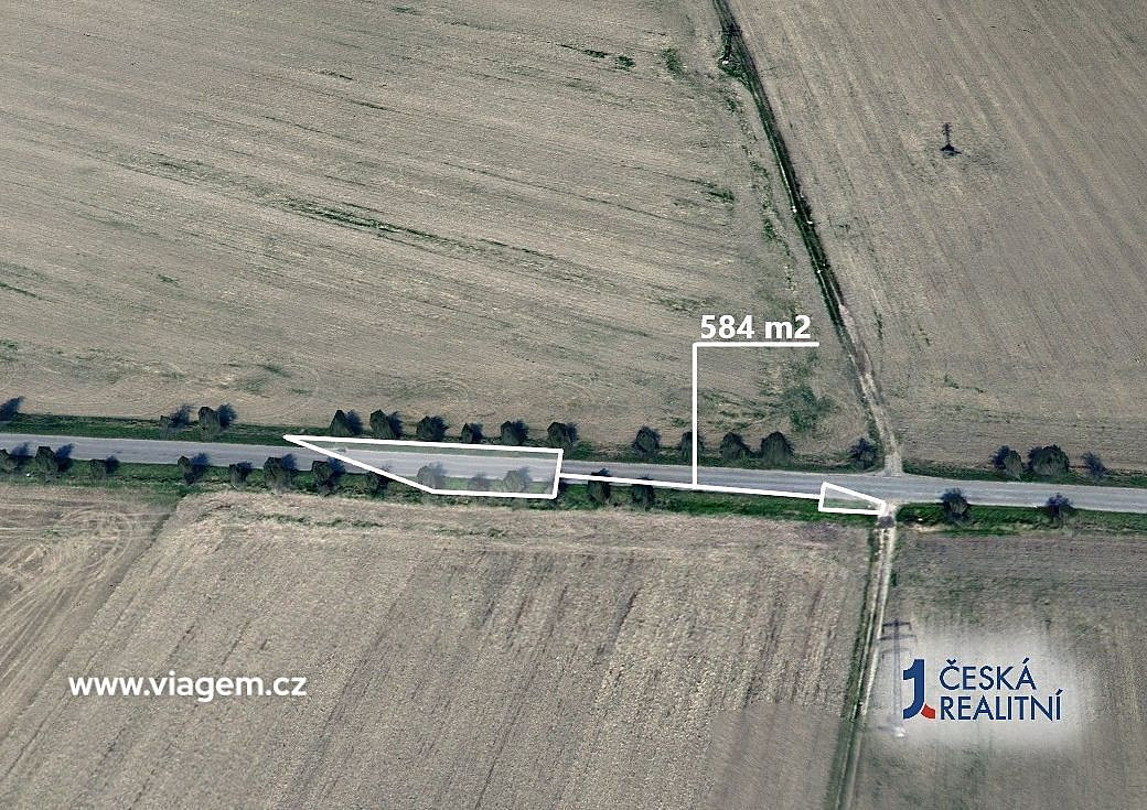 Prodej pole 438 m² – pohled 2