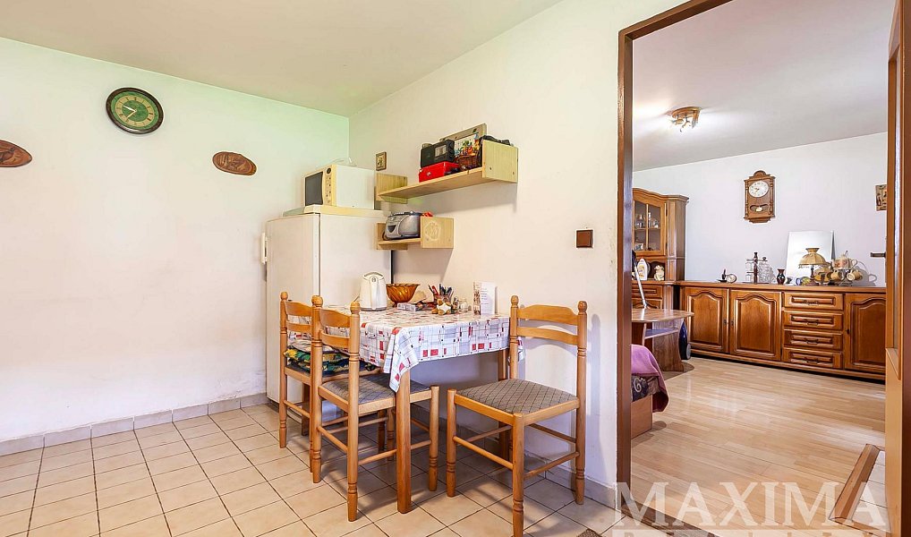 Prodej domu 196 m² s pozemkem 2 229 m², Běchary – náhled fotky 13