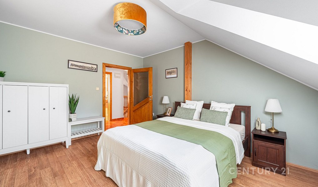 Prodej domu 185 m² s pozemkem 1 343 m², Benešov – náhled fotky 14