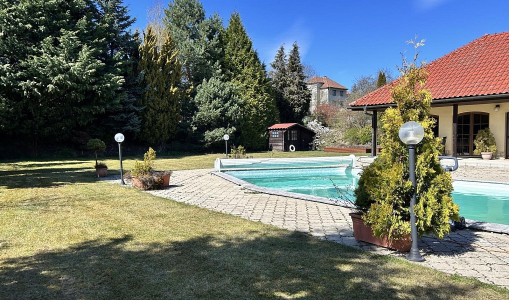 Prodej domu 392 m² s pozemkem 3 190 m², Olšany – náhled fotky 3