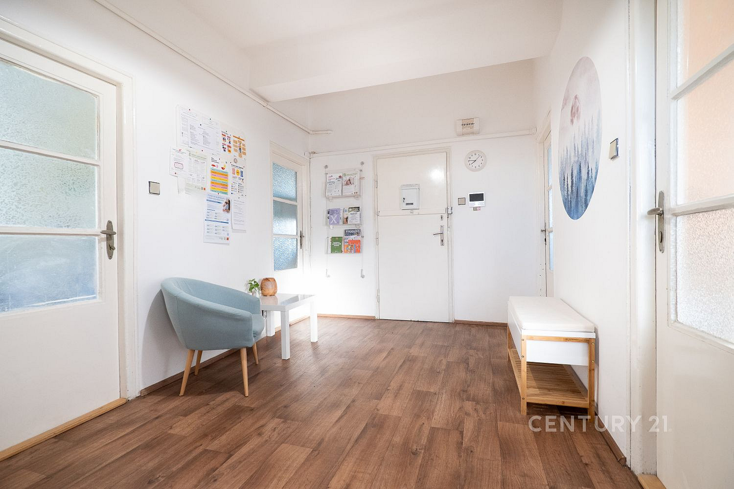 Pronájem kanceláře 80 m² – fotografie 4