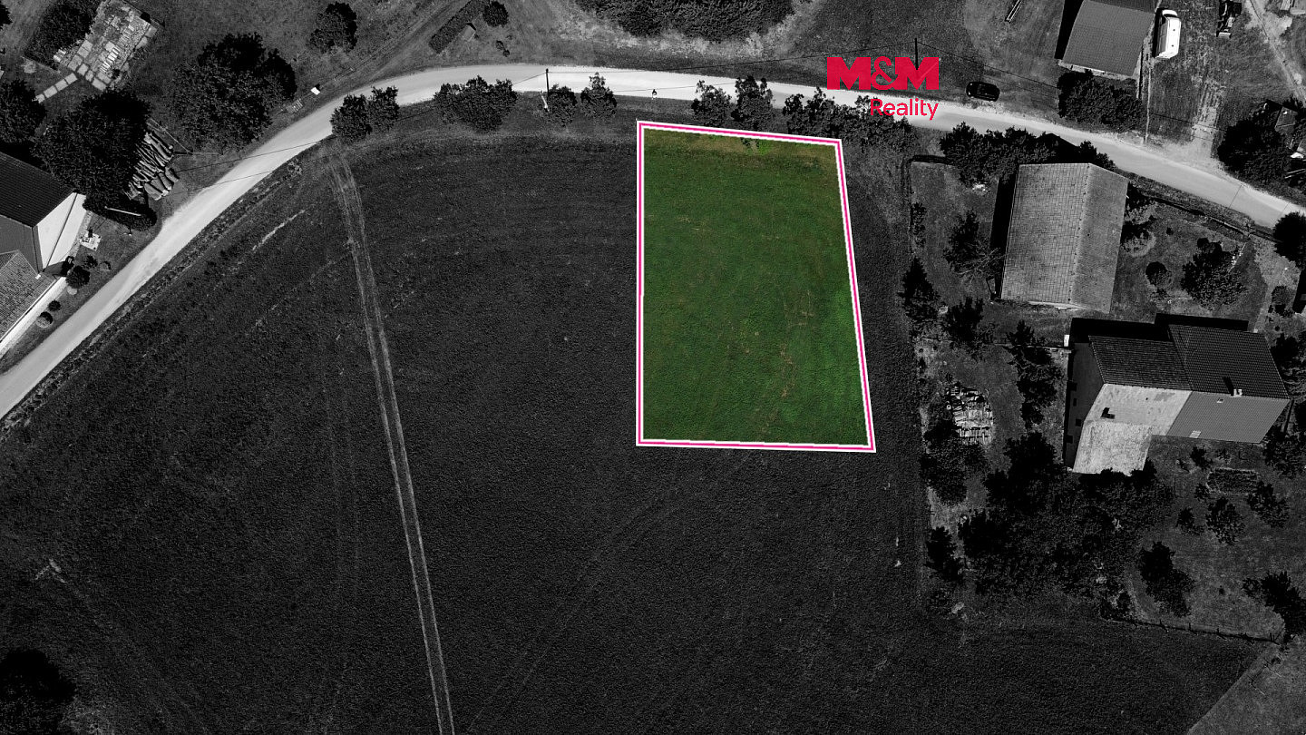 Prodej stavebního pozemku 1 087 m²