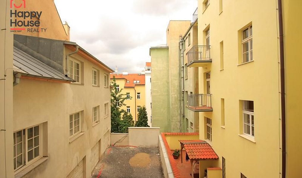 Pronájem bytu 2+kk 62 m², Praha – náhled fotky 10